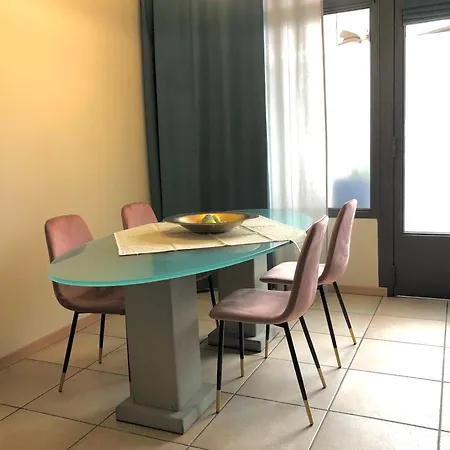 Gold Luxury Centro Apartmán *