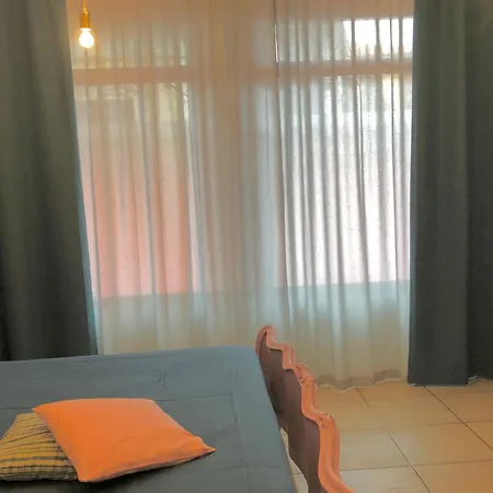 Gold 아파트 메나지오